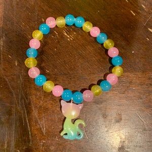 New handmade glass bead bracelet with cat charm